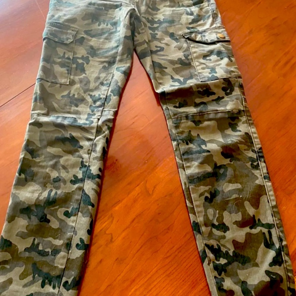 Camouflage pants